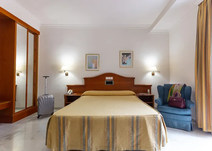 Perros hoteles Abades Loja